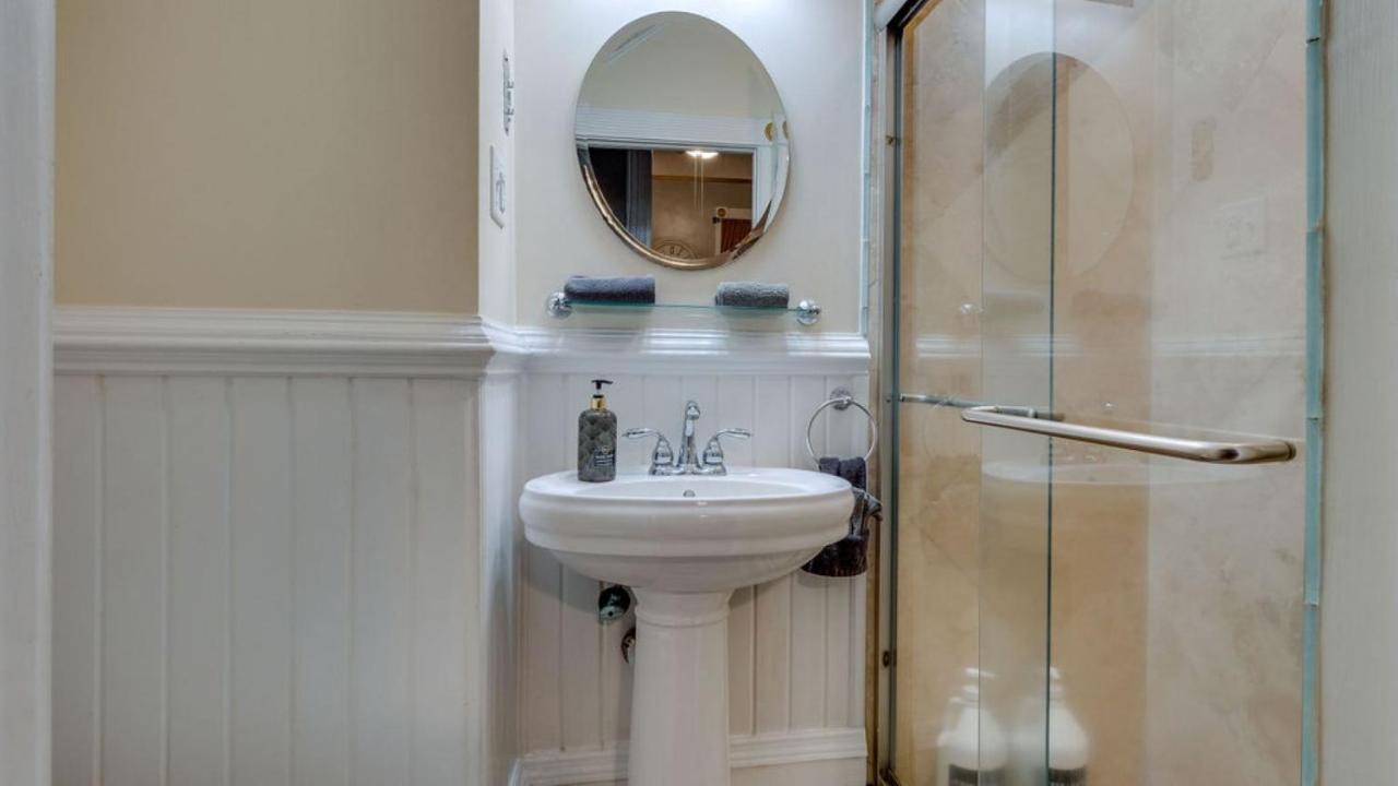 Appartement Elegant 2 Bed Directly On Forsyth Park à Savannah Extérieur photo