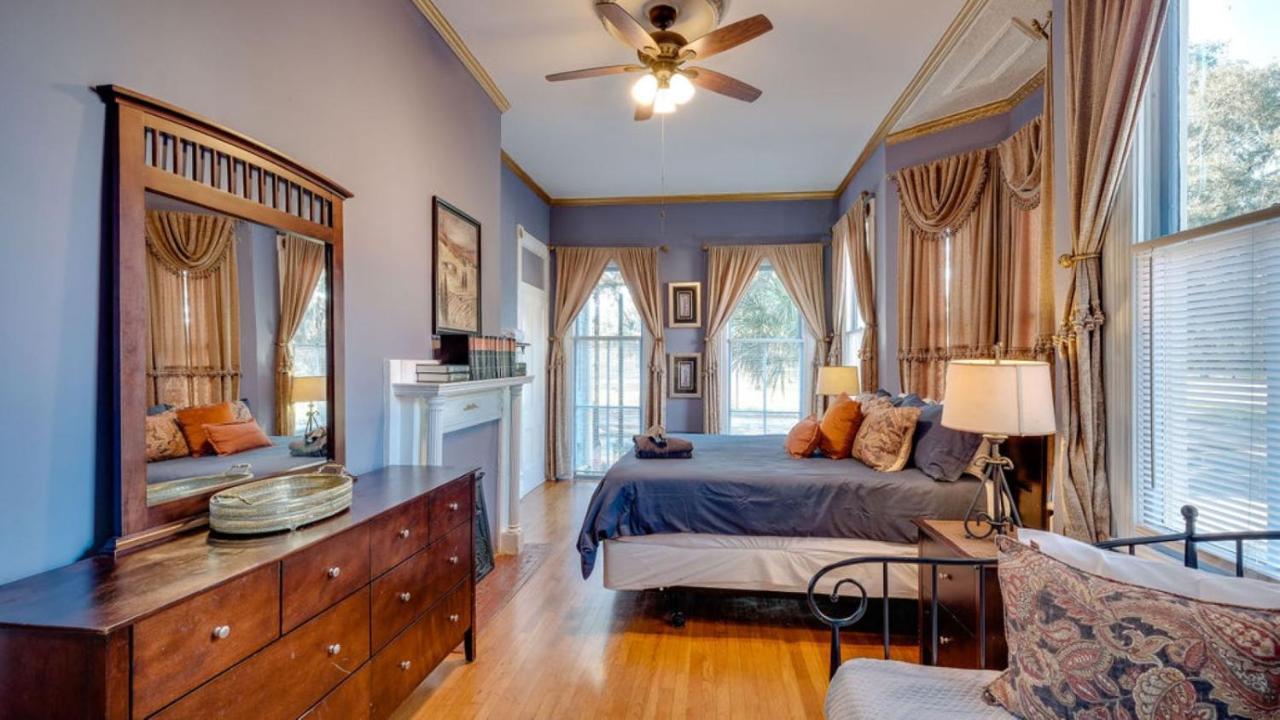 Appartement Elegant 2 Bed Directly On Forsyth Park à Savannah Extérieur photo